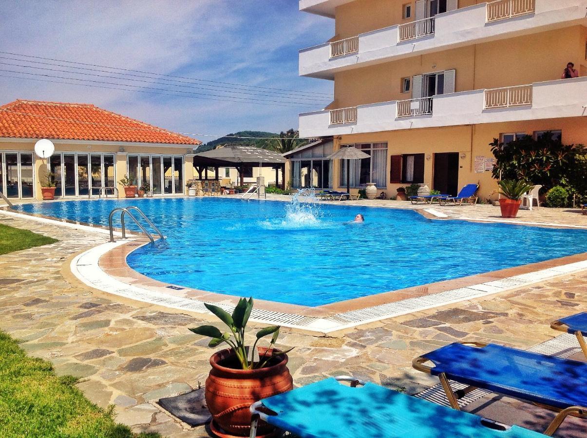Nafsika Hotel Ájosz Sztéfanosz Kültér fotó