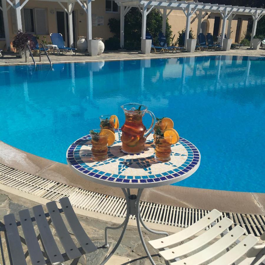 Nafsika Hotel Ájosz Sztéfanosz Kültér fotó